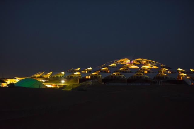 膜結(jié)構(gòu)車(chē)棚