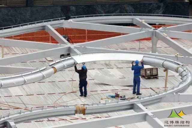 膜結(jié)構(gòu)車棚