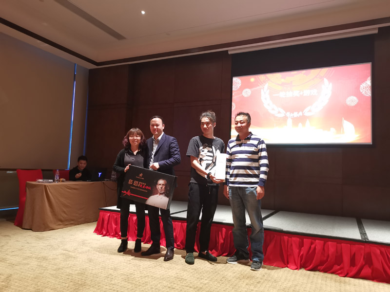 膜結(jié)構(gòu)車棚