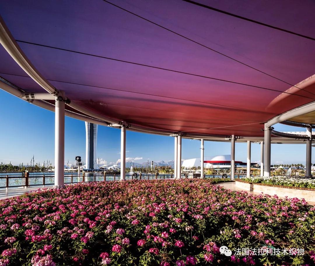 膜結(jié)構(gòu)車棚