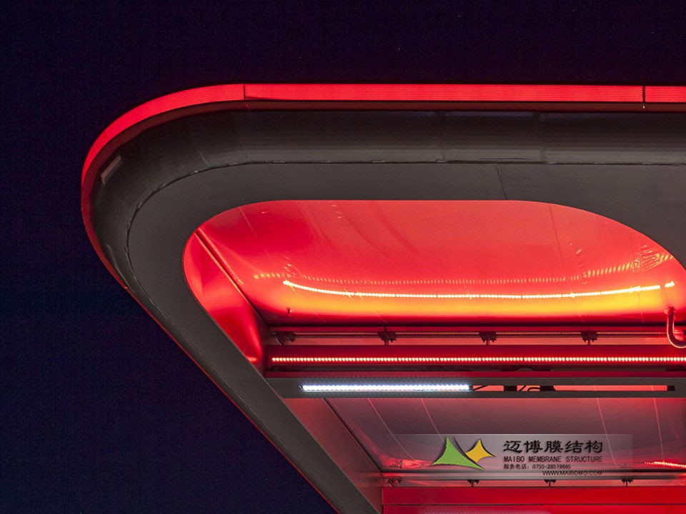 西班牙ETFE膜結(jié)構(gòu)加油站